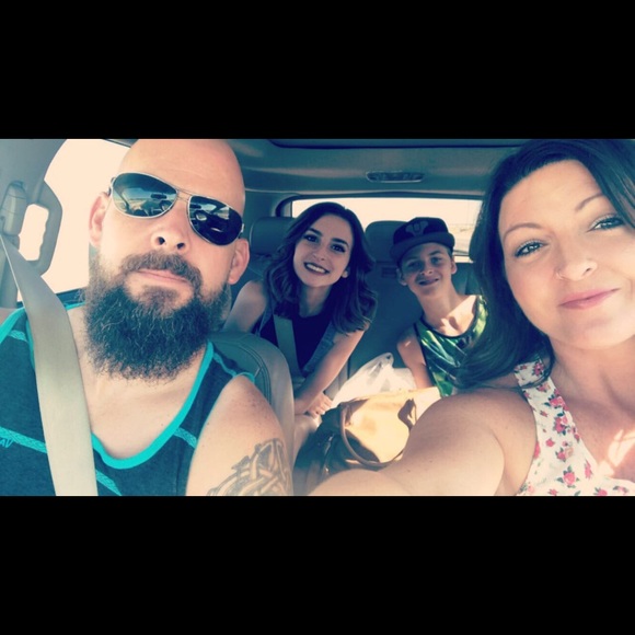 Hi Posher's! - Picture 1 of 1